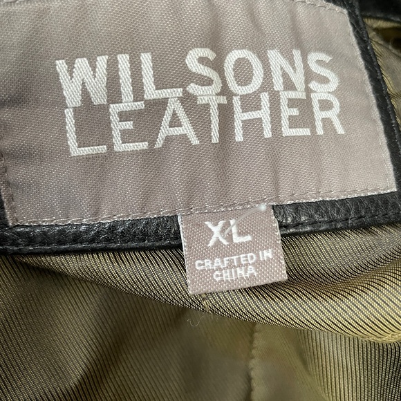 Vintage Wilson’s Genuine Leather Coat - Picture 8 of 11